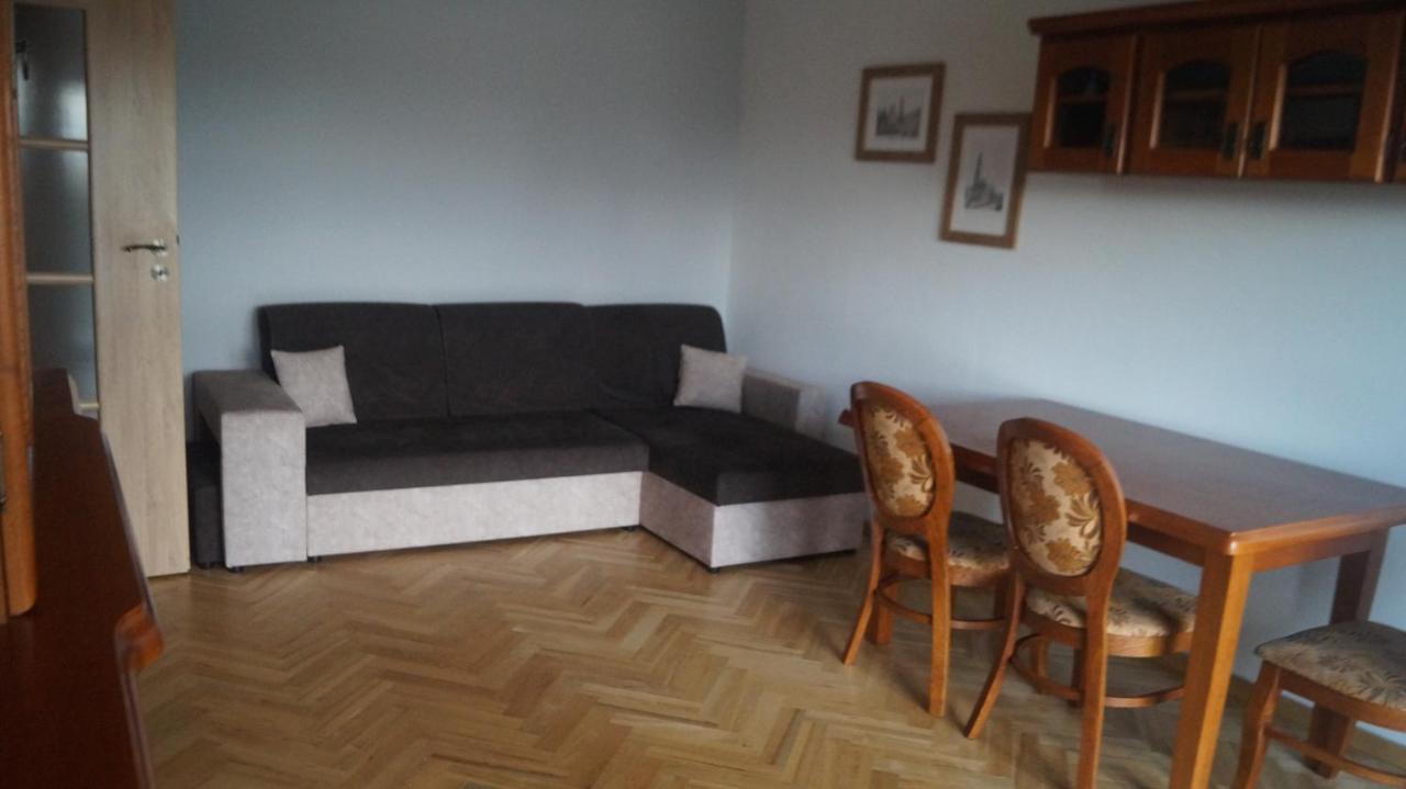 Apartamento Old Town Chic - 2 Pokoje, Bezplatny Parking, F-Vat Breslavia Exterior foto