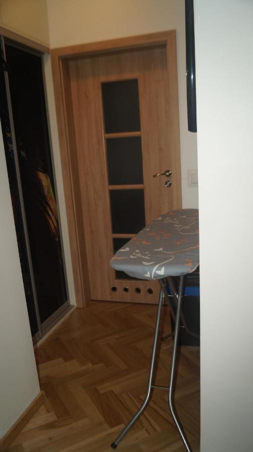 Apartamento Old Town Chic - 2 Pokoje, Bezplatny Parking, F-Vat Breslavia Exterior foto