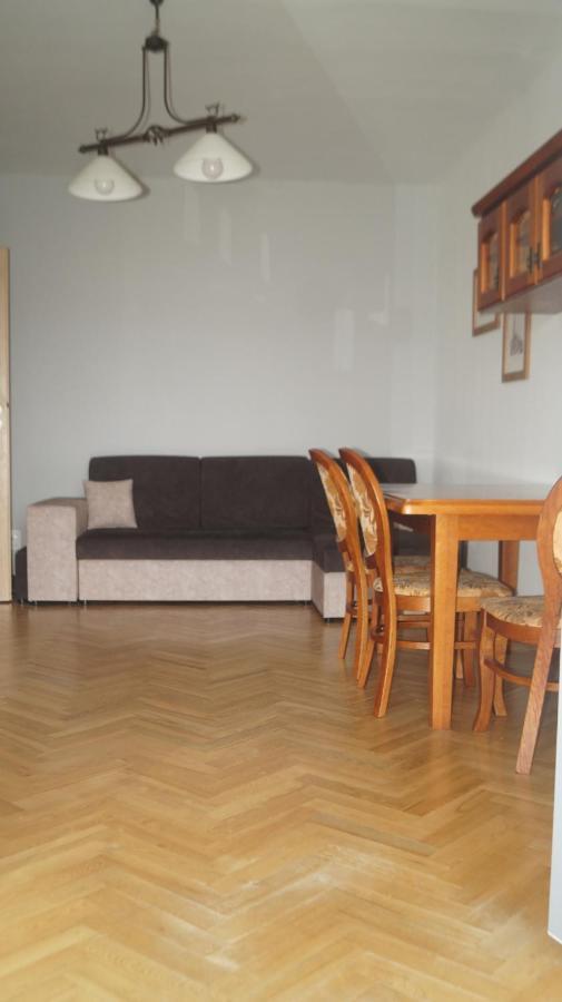 Apartamento Old Town Chic - 2 Pokoje, Bezplatny Parking, F-Vat Breslavia Exterior foto