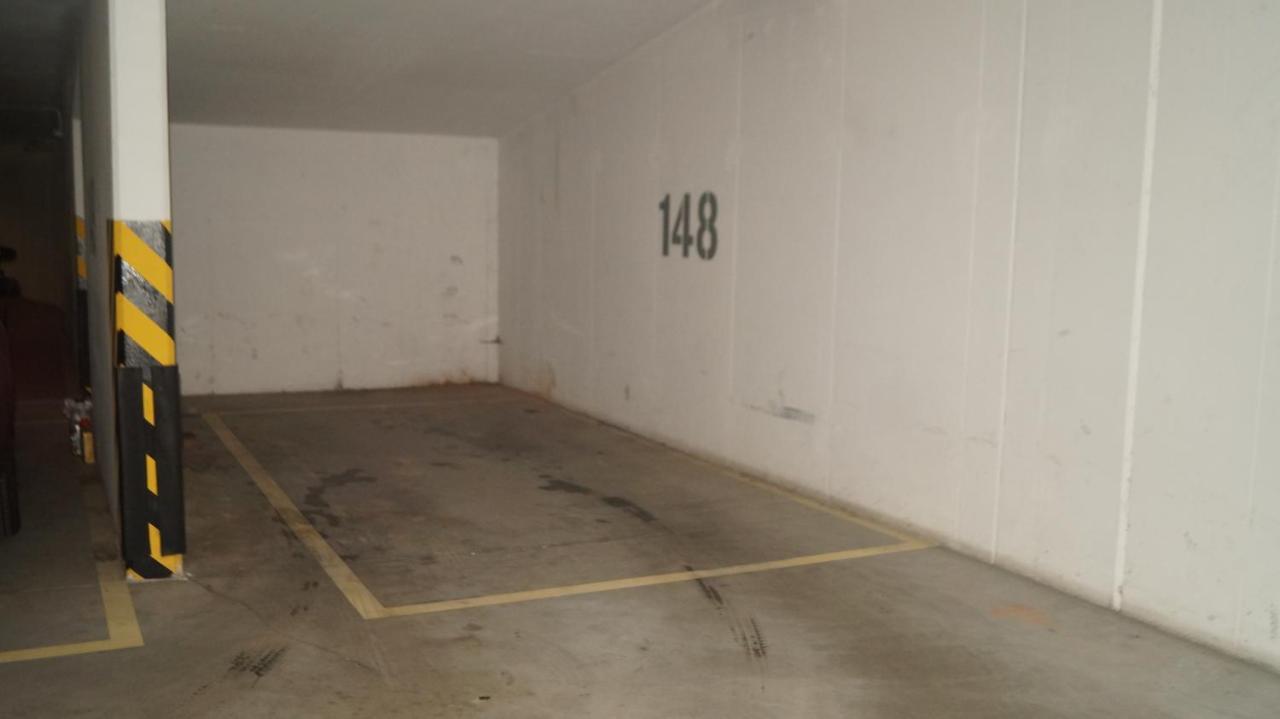 Apartamento Old Town Chic - 2 Pokoje, Bezplatny Parking, F-Vat Breslavia Exterior foto